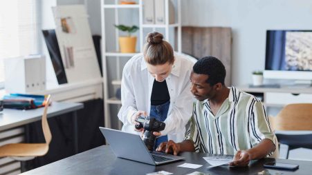 Recruter et accueillir un alternant efficacement.